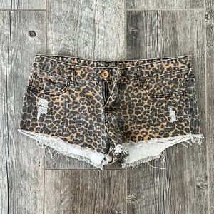 leopard print billabong shorts size 5